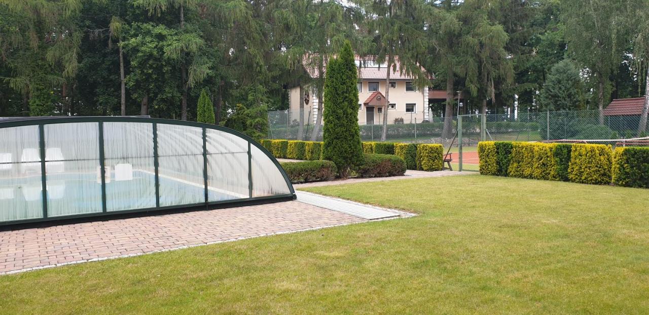 Villa Maniszewo Serbow エクステリア 写真